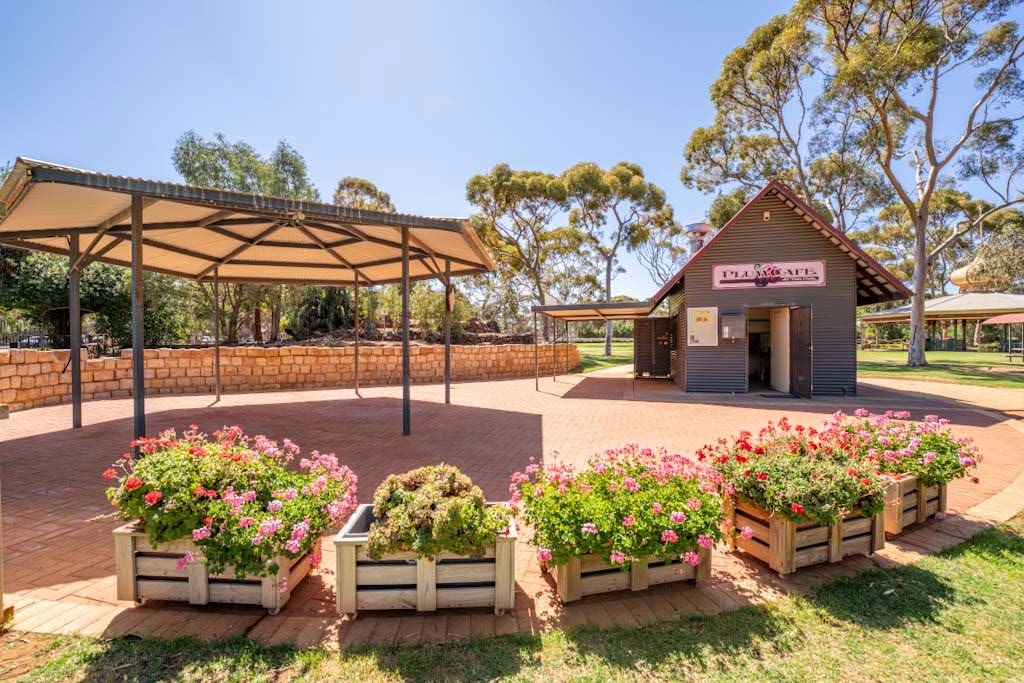 Leasing Opportunities