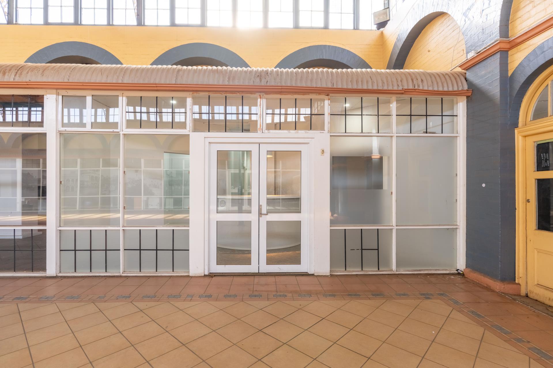 Shop 2 Market Arcade
