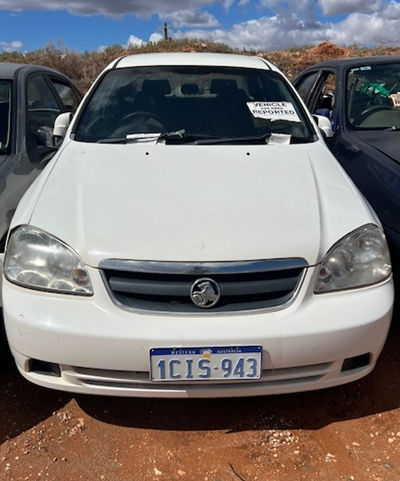 Impounded Vehicle: WHITE HOLDEN  Registration: 1CIS943