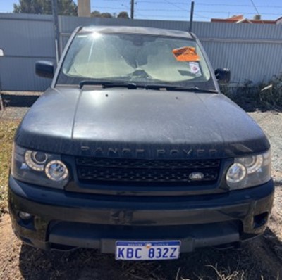 Impounded Vehicle: BLACK RANGE ROVER Registration: KBC832Z