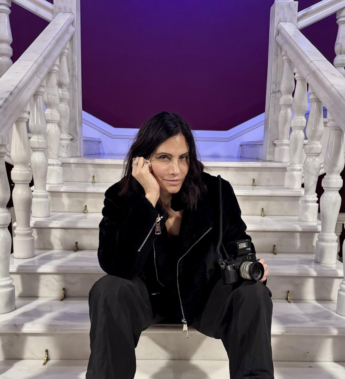 International Photographer Liz Miller Kovacs Begins  Kalgoorlie-Boulder