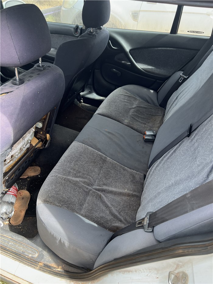 Image Gallery - 2399 4